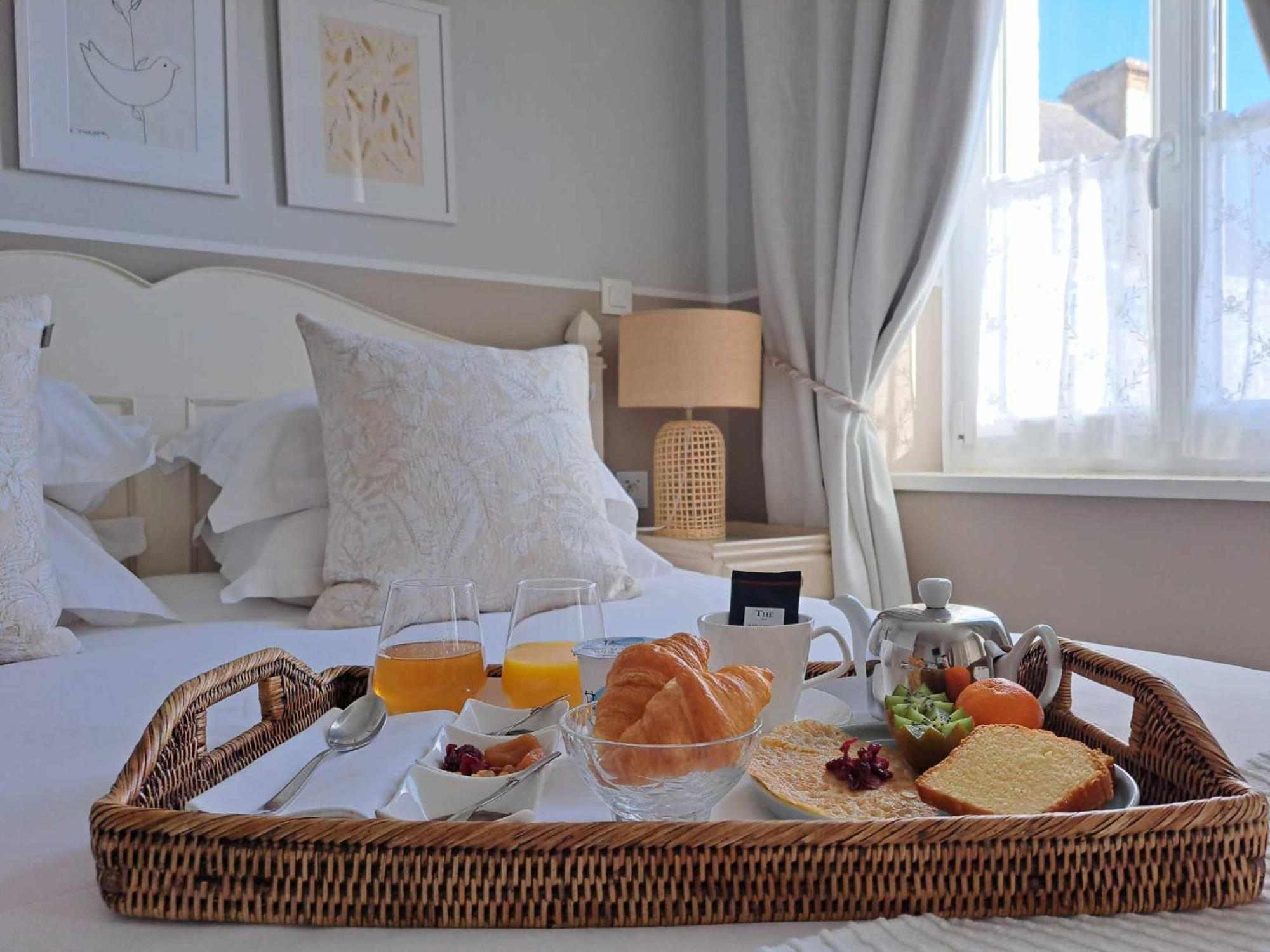 Hotel Traiteur Les Ormes, The Originals Relais Barneville-Carteret Zewnętrze zdjęcie